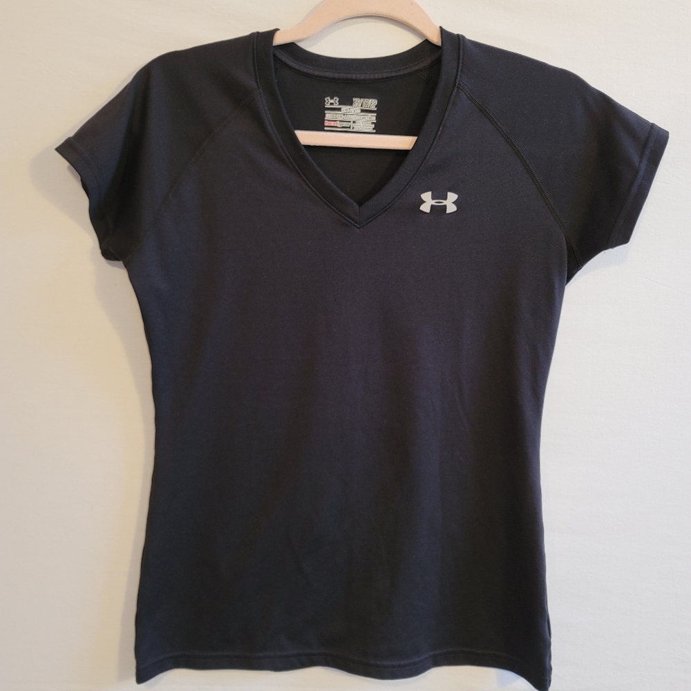 UA Heat Gear Semi-Fitted Workout Tee - Black